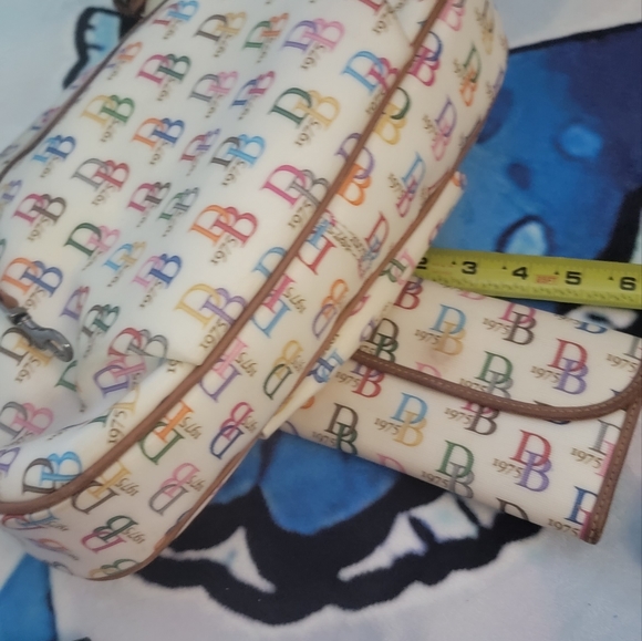 Dooney and bourkes purse set colorful - Picture 11 of 16